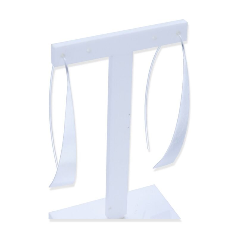 Pendientes plata de ley 925 lisa recto en forma ovalada de 62mm.