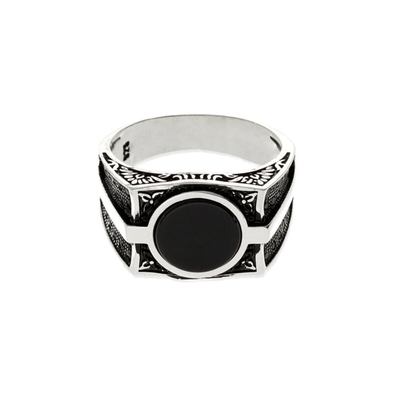 Anillo de plata de ley 925 para hombre tipo sello circular onix 10mm con grabado y circonitas negras.