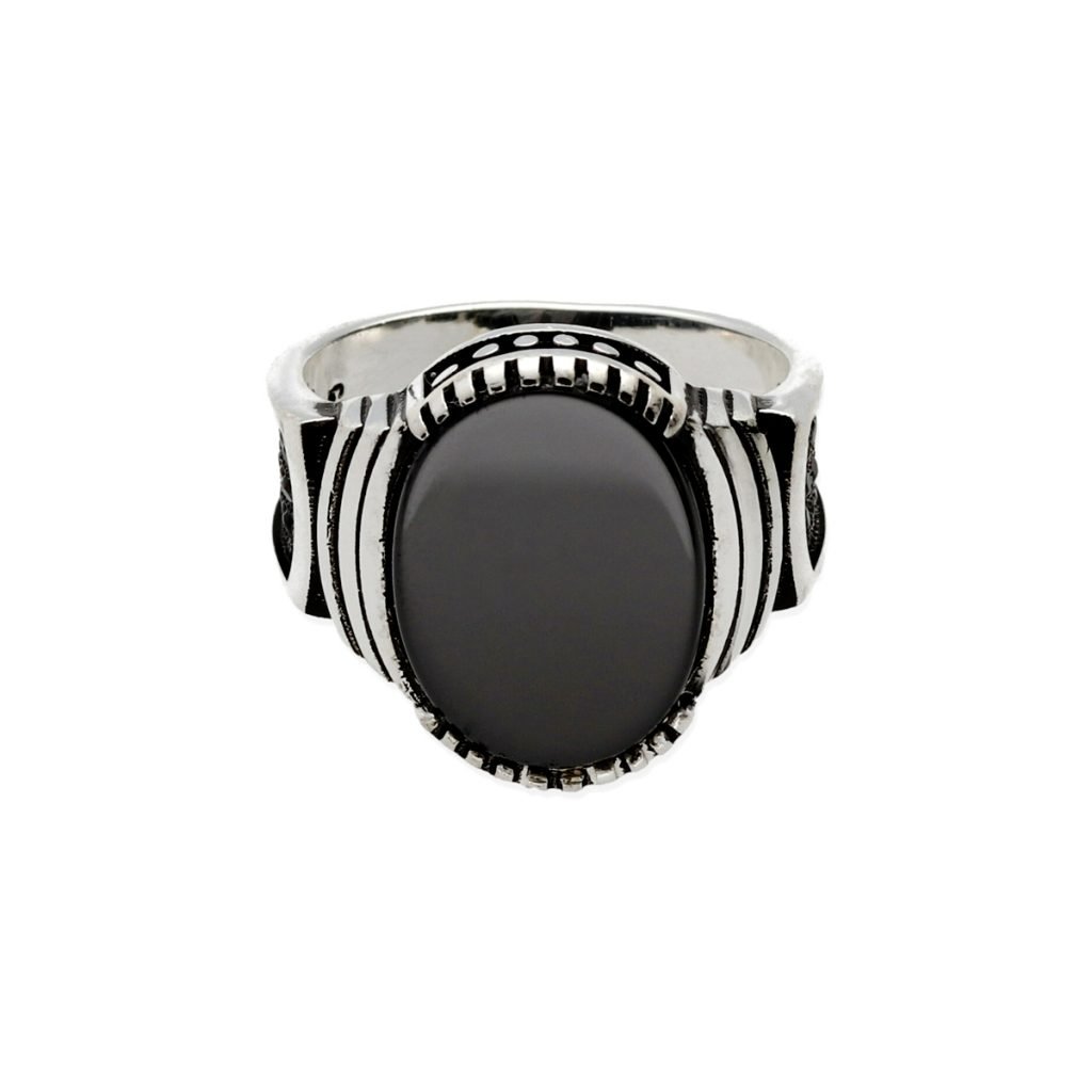 Anillo de plata de ley 925 para hombre tipo sello ovalado onix 12x16mm con circonitas negras.