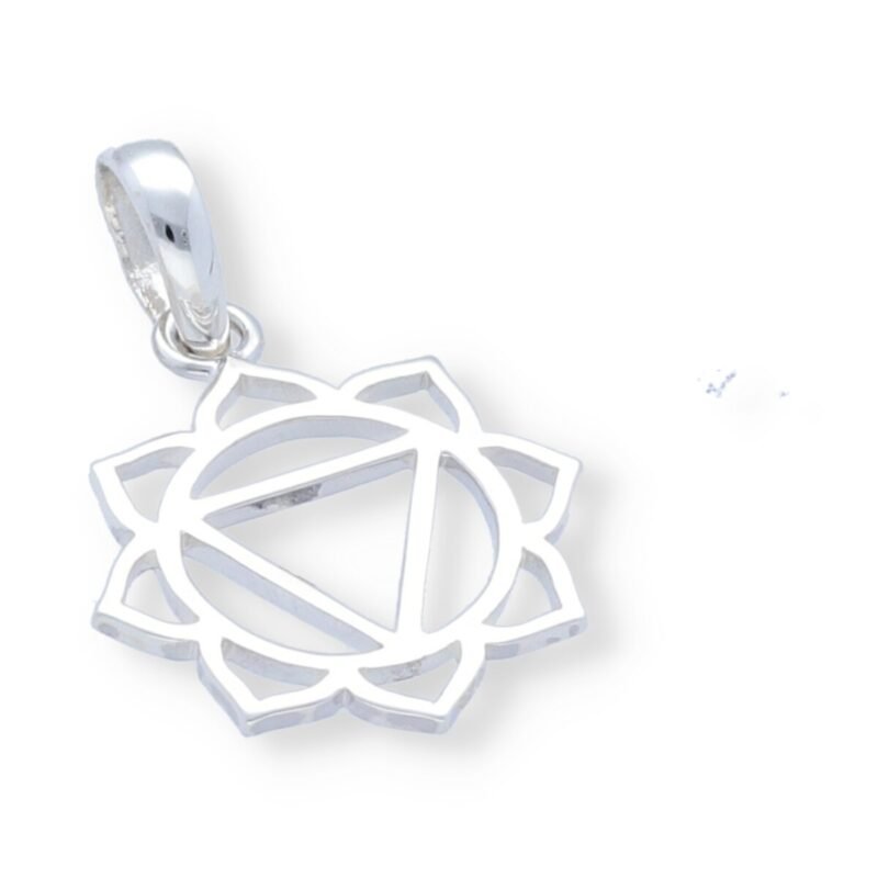 Colgante plata de ley 925 lisa flor con triangulo central de 15mm.