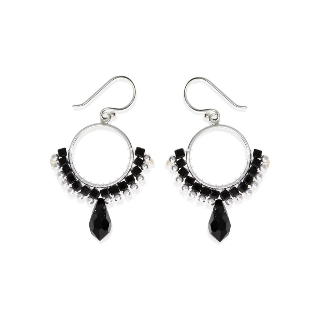 Pendientes de plata de ley 925 círculo de 15mm de cuentas con cubos negros y bolitas de plata de 2,5mm y colgante negro de 14mm con cierre hippie.