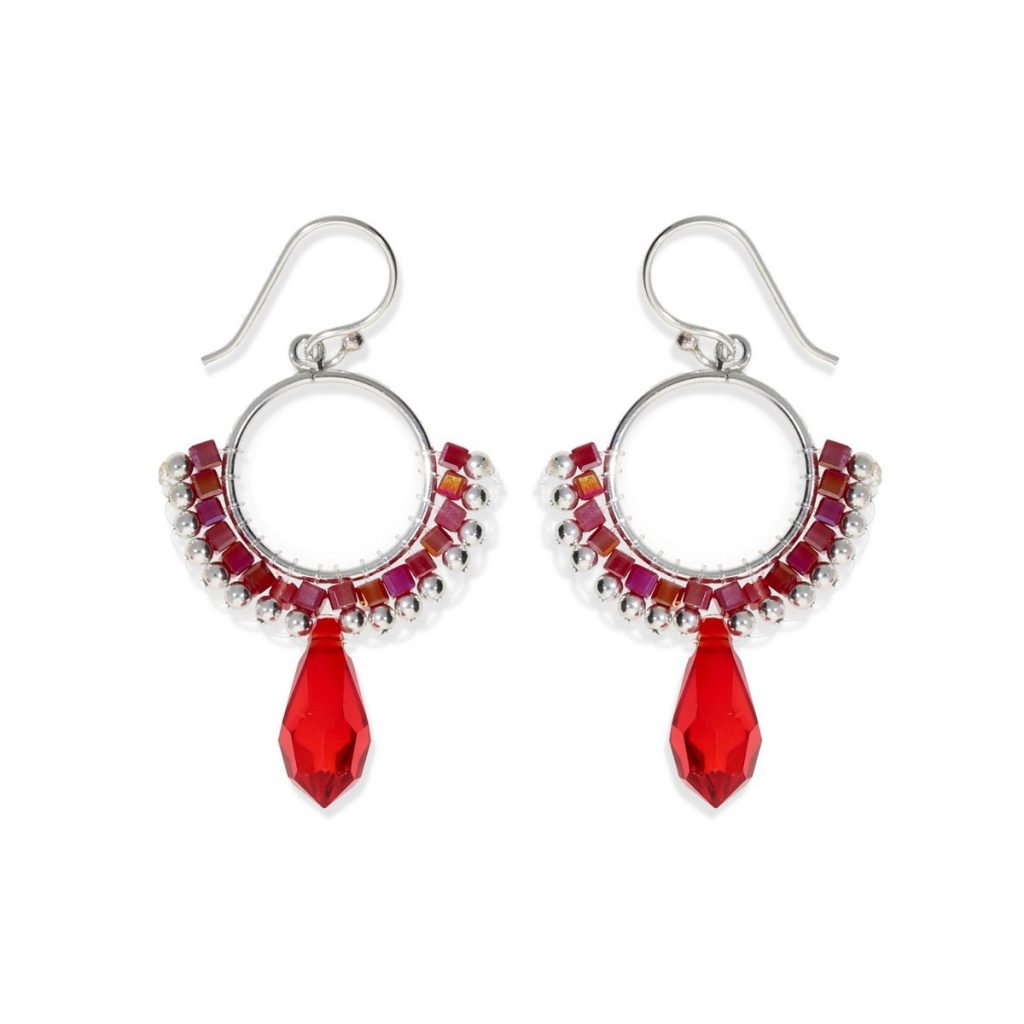 Pendientes de plata de ley 925 círculo de 15mm de cuentas con cubos rojos y bolitas de plata de 2,5mm y colgante rojo de 14mm con cierre hippie.