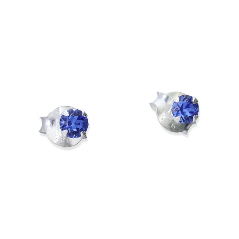 Pendientes plata de ley 925 swarovski botón de 3mm montada con garra en color sapphire (206) con cierre a presión.