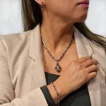 conjunto piedra preciosa